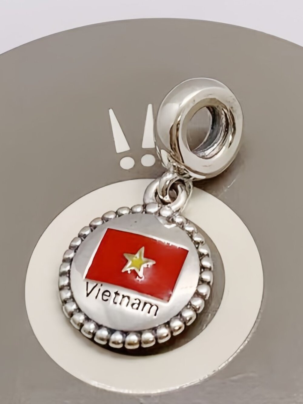 Pandora Vietnam Flag Exclusive Charm pendant